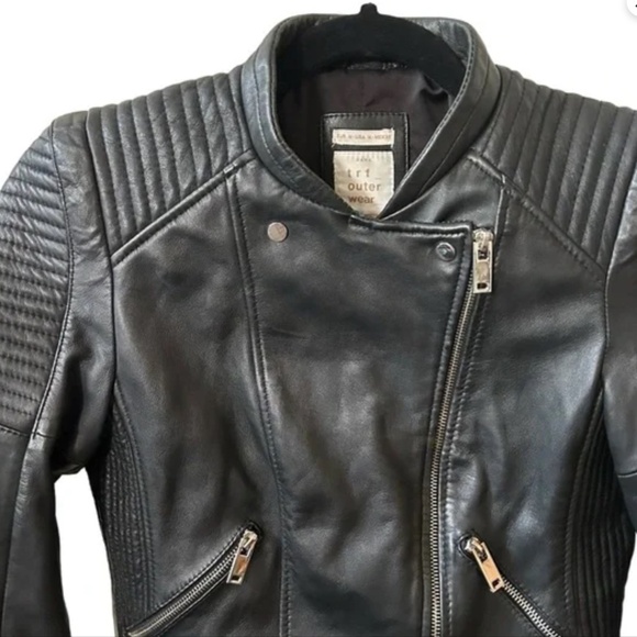 Zara TRF Quilted Motorcycle Black Crop Sheep Leather Silver Zip Size M Jacket. - Picture 2 of 9